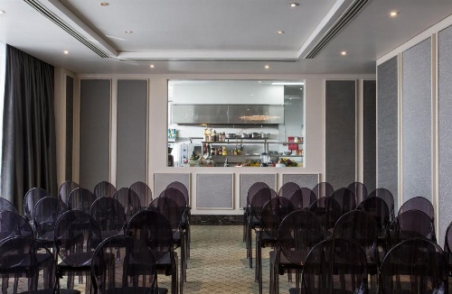 Makati Diamond Residences image 7